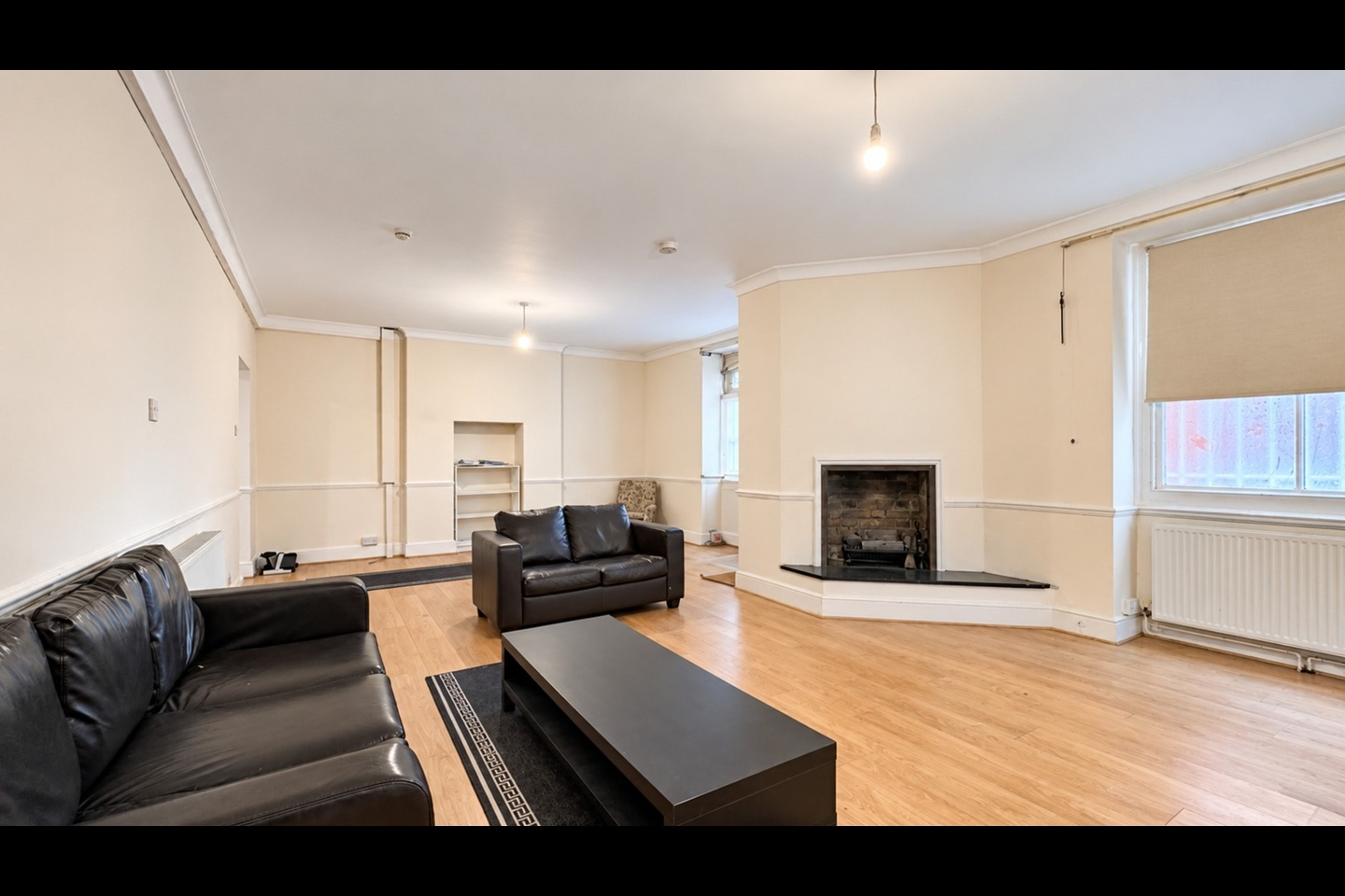 3 Bed Flat, Moscow Road, W2