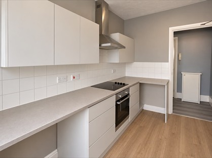1 Bed Flat, Station Road, FY4