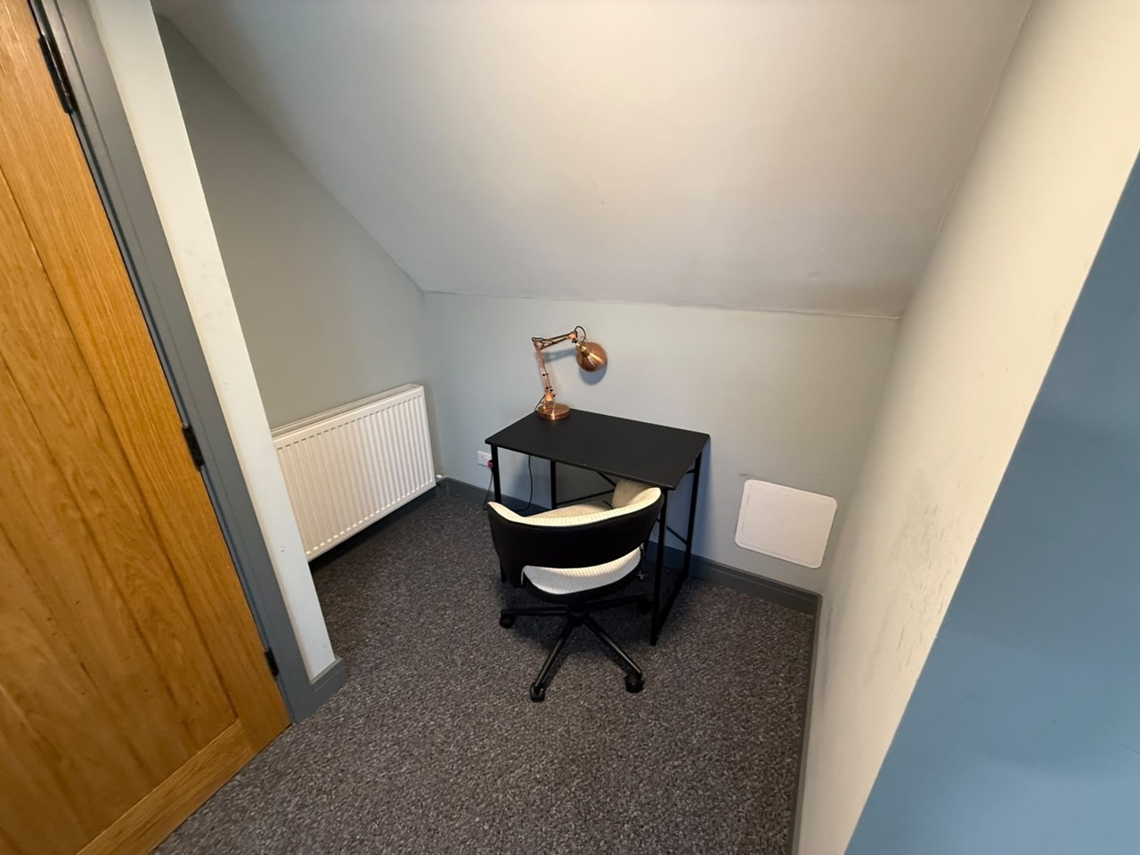 Room in a Shared House, Bath Road, BS4 photo 2