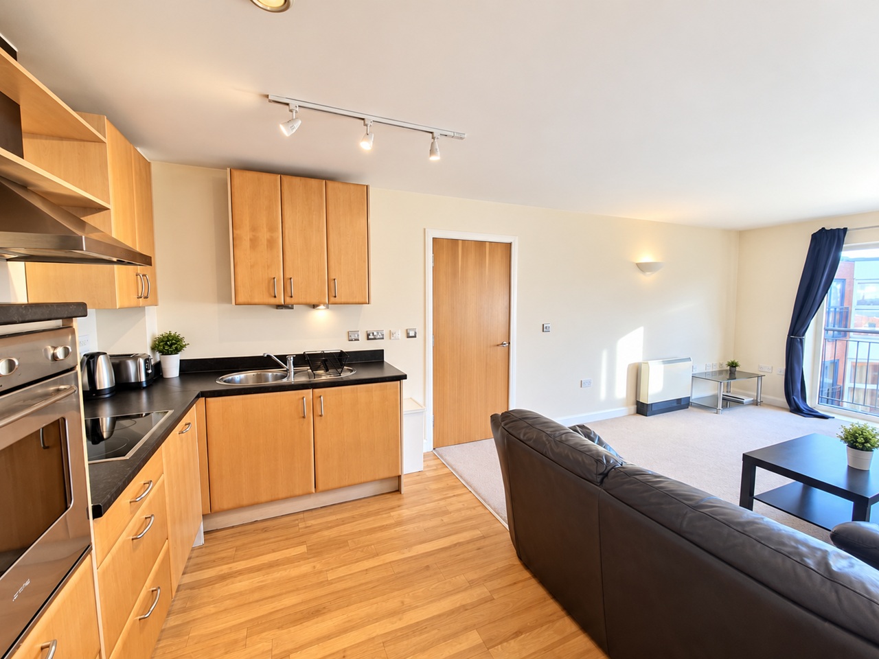 1 Bed Flat, Washington Wharf, B1 photo 5