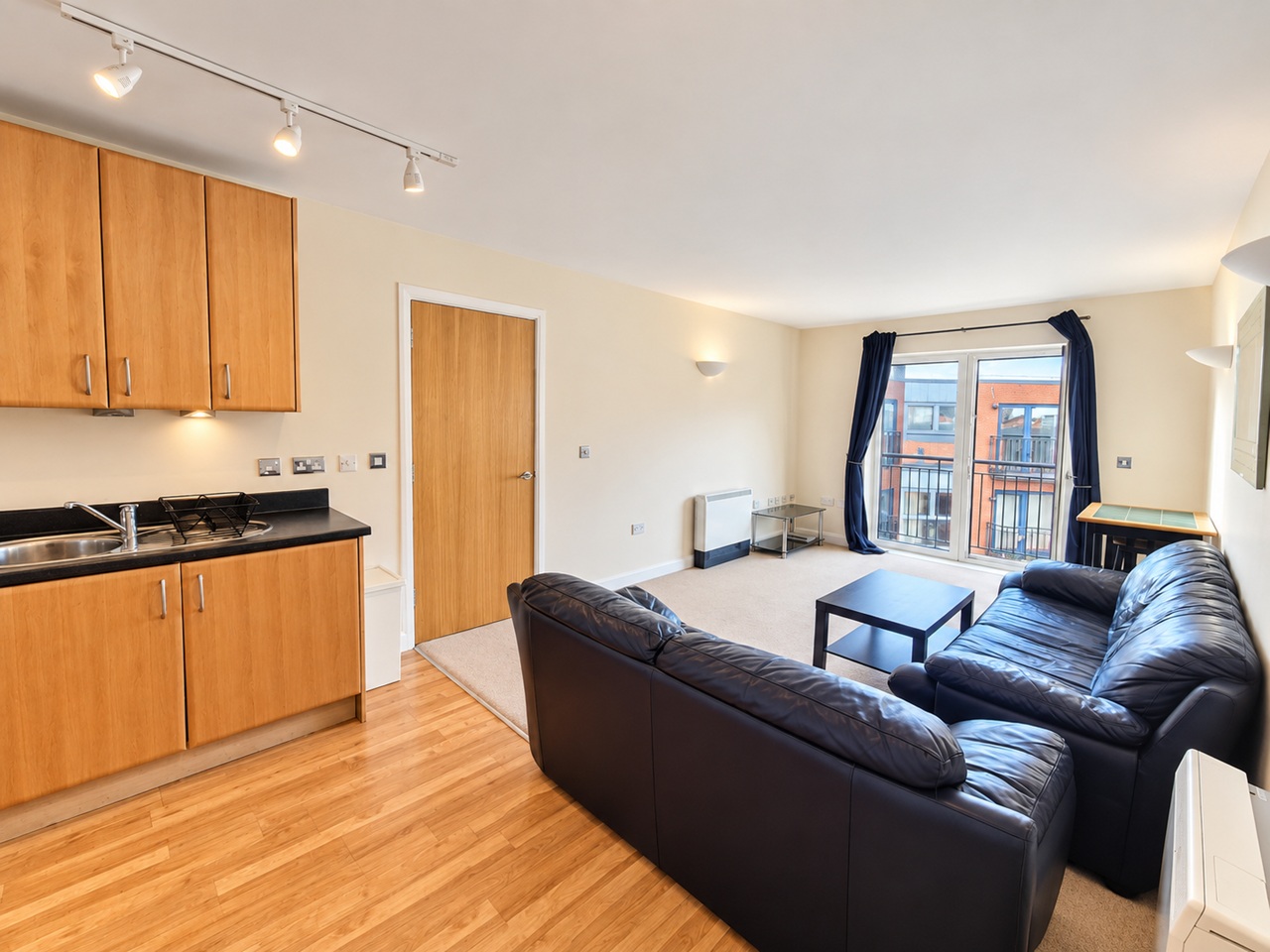 1 Bed Flat, Washington Wharf, B1