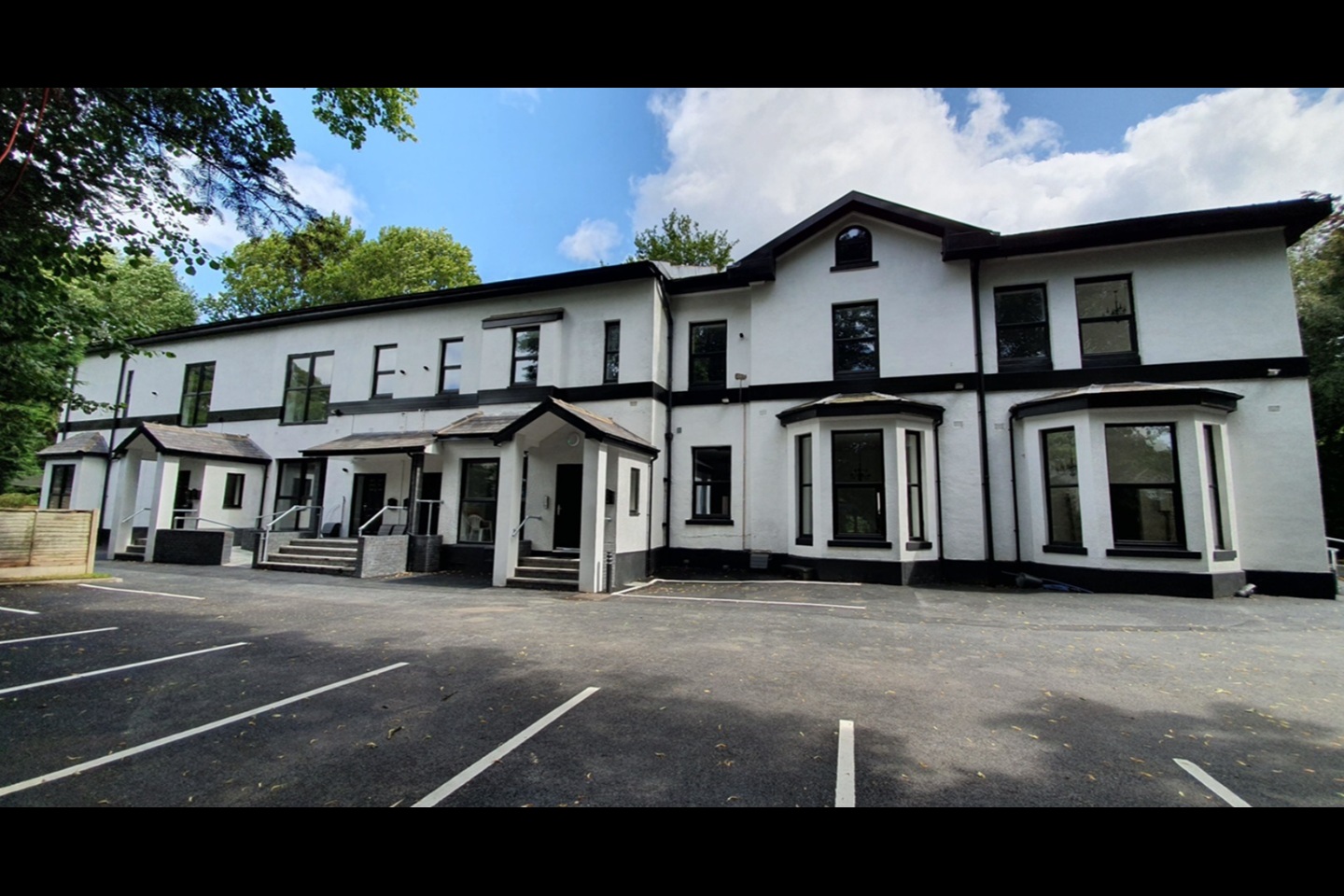 3 Bed Flat, Vine Street, M7 photo 3