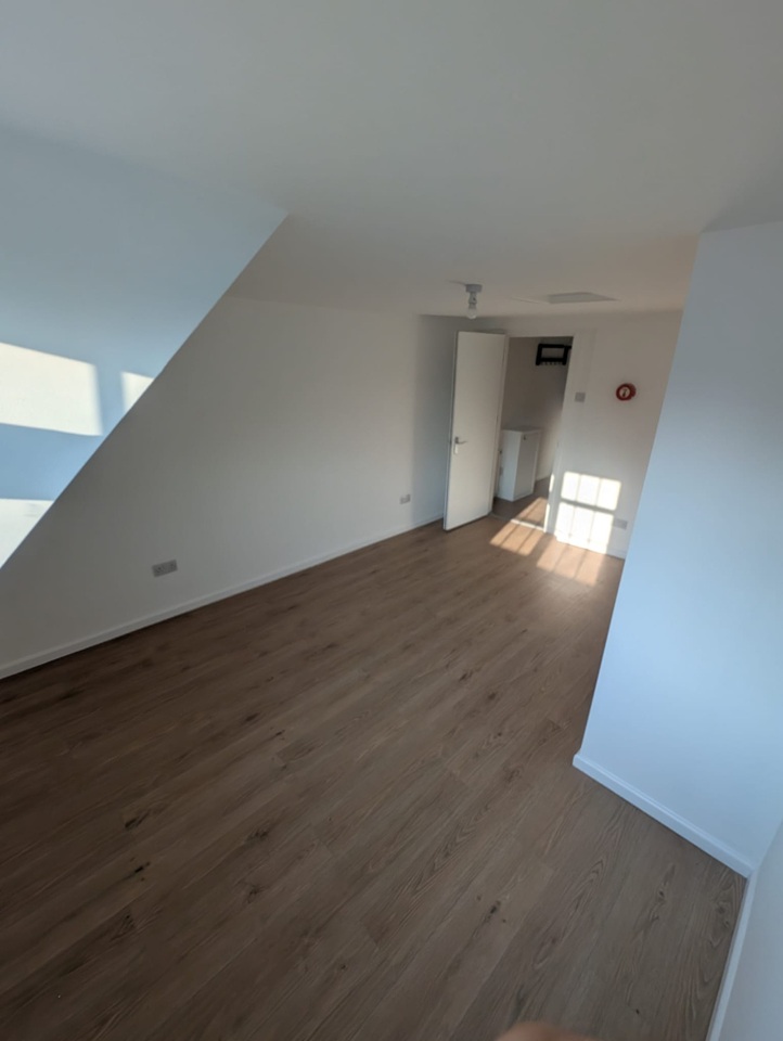 1 Bed Flat, Hotwell Road, BS8 photo 5