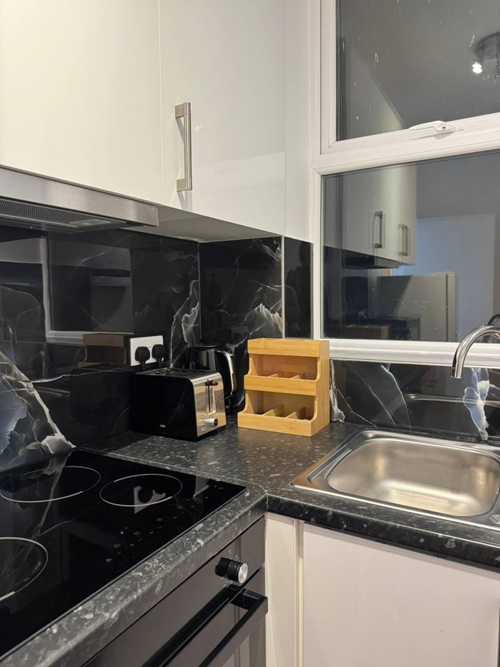 1 Bed Flat, Willesden Lane, NW6 photo 3