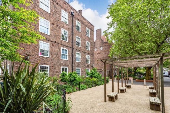 1 Bed Flat, Gillman House, E2