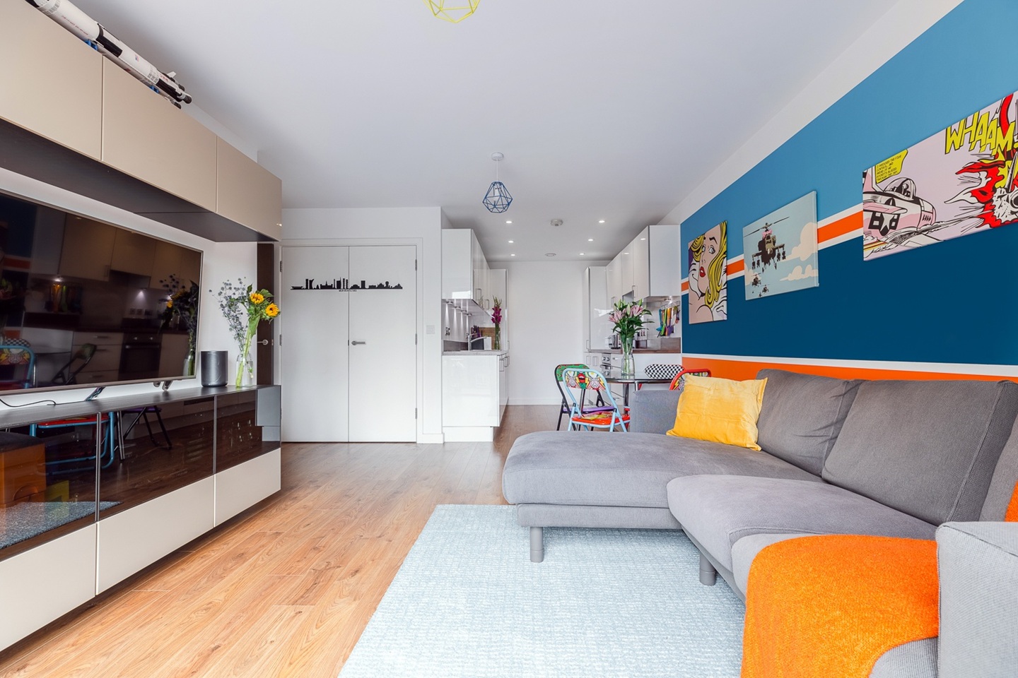 2 Bed Flat, Bevenden St, N1 photo 4
