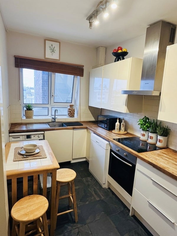 Room in a Shared Flat, Wiltshire Close, SW3 photo 3
