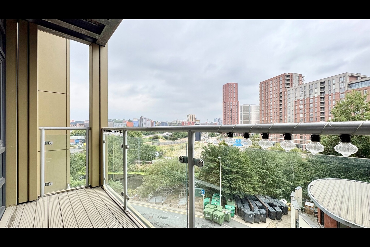 2 Bed Flat, Gotts Road, LS12 photo 5