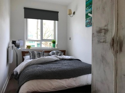 Room in a Shared Flat, Sovereign Heights, SL3