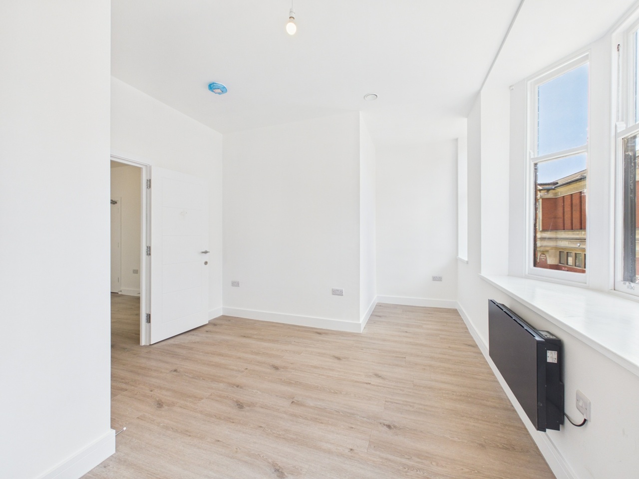 2 Bed Flat, Pocklingtons Walk, LE1 photo 2