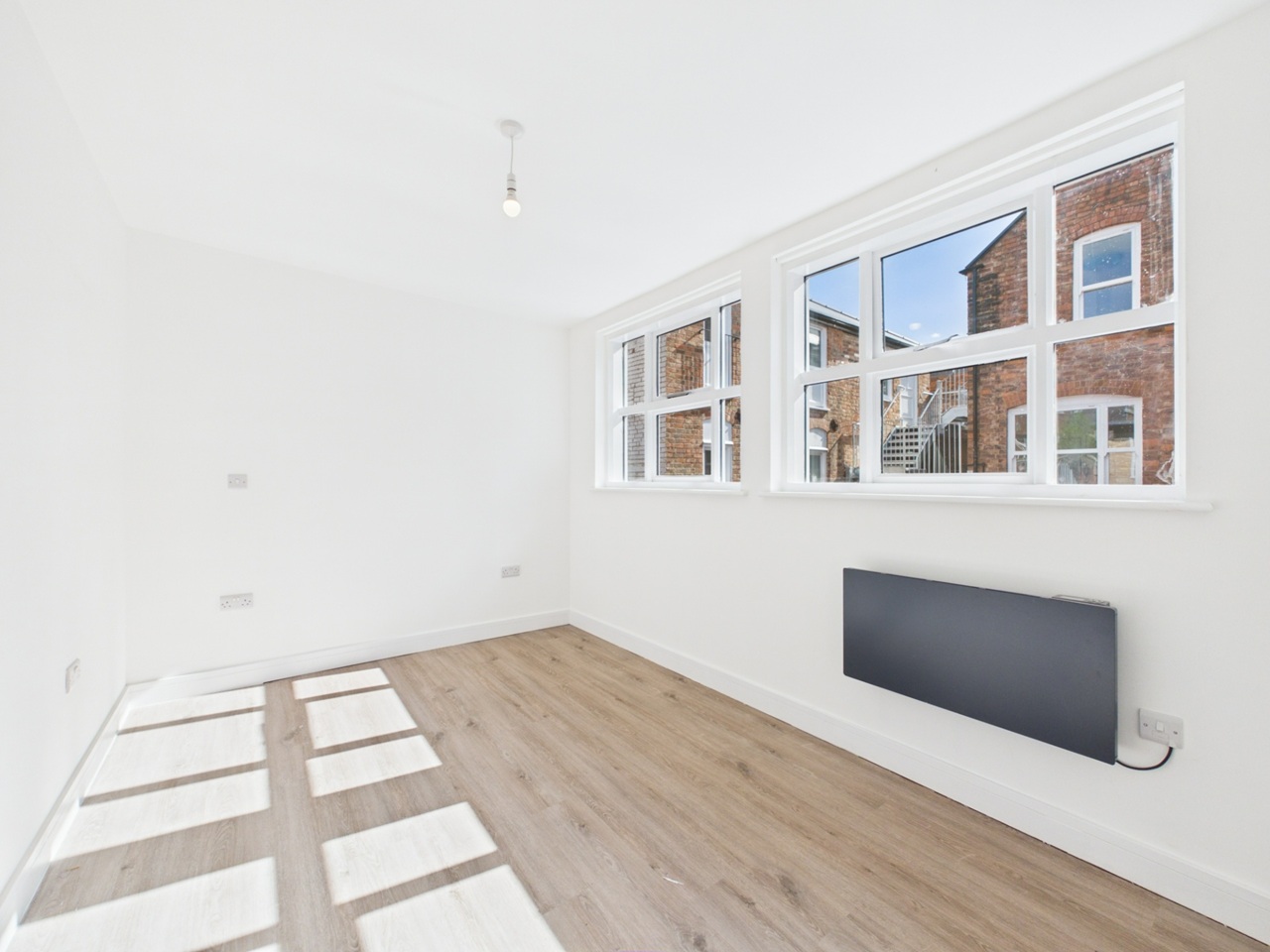 1 Bed Flat, Pocklingtons Walk, LE1 photo 5