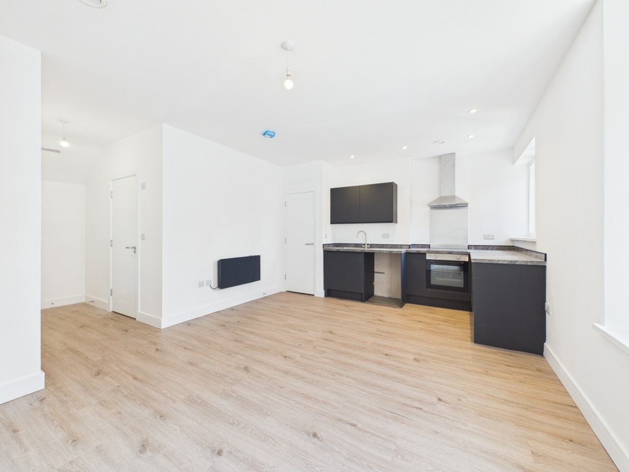 1 Bed Flat, Pocklingtons Walk, LE1 photo 2
