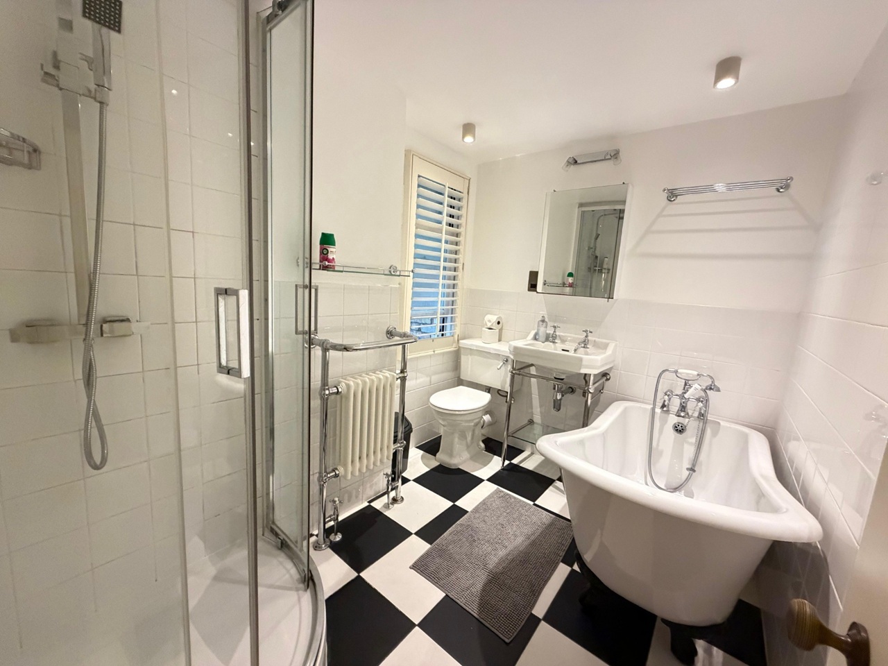 3 Bed Flat, Bickenhall St, W1U photo 4