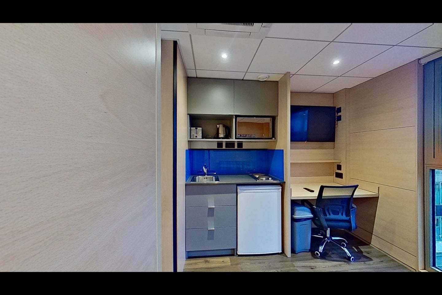 Studio Flat, Regent Street, LS2 photo 2
