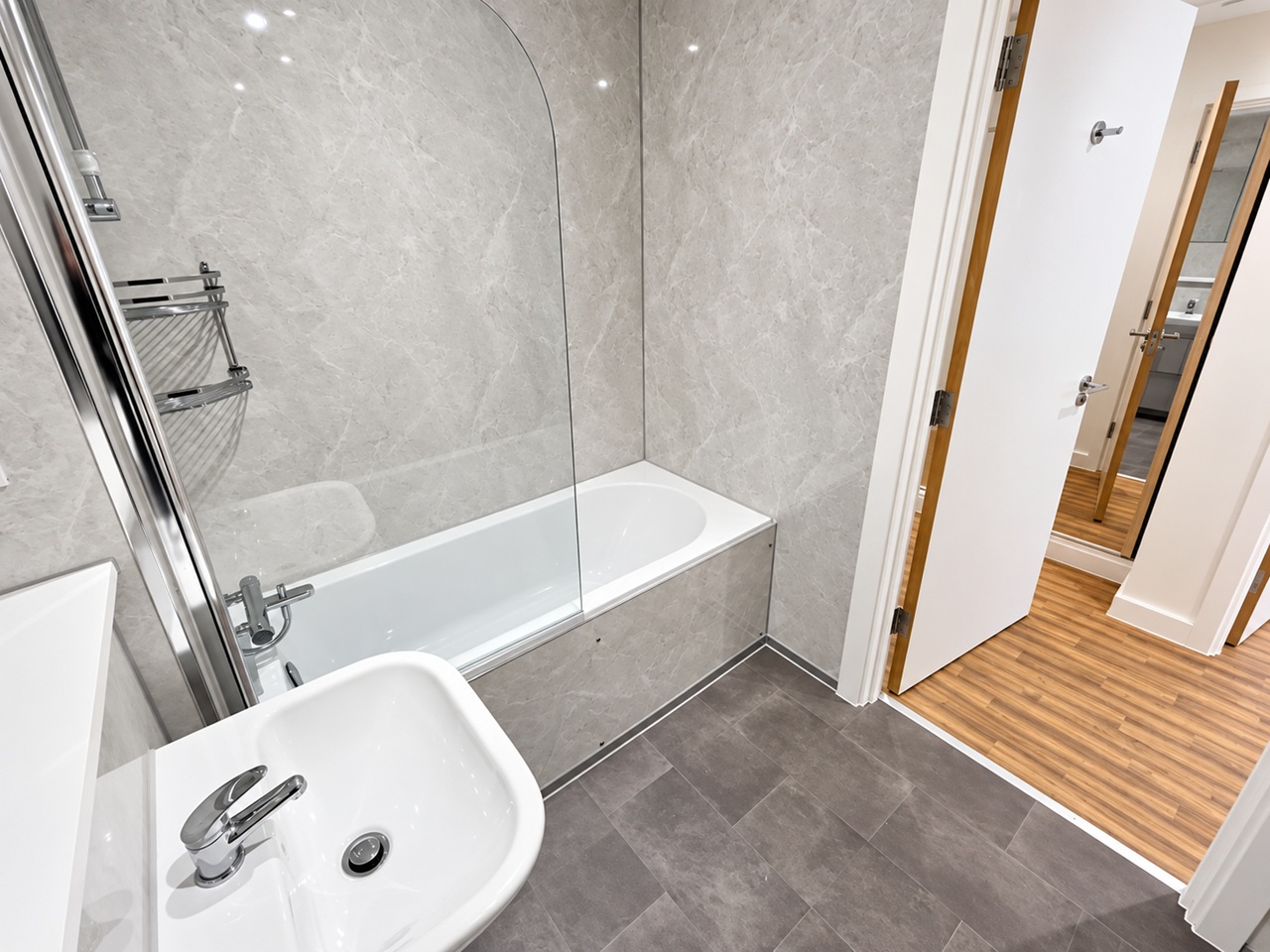 Studio Flat, Old Milton Street, LE1 photo 2