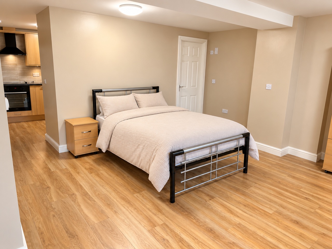 Studio Flat, Dover Place, BS8