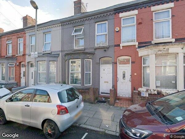 Room in a Shared House, Kelso Road, L6