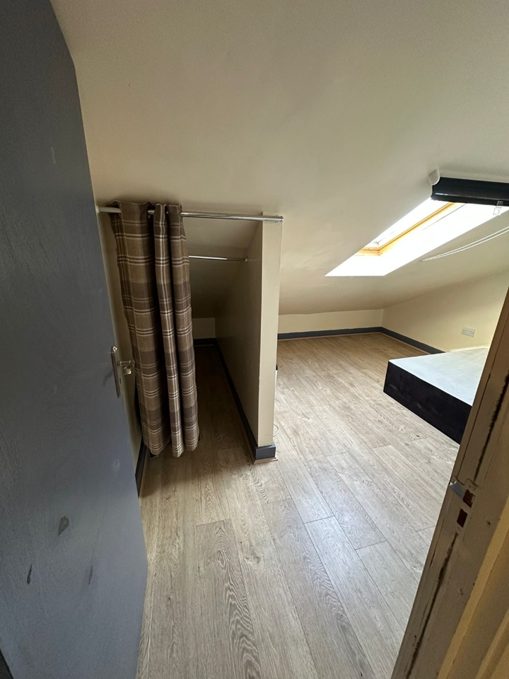 2 Bed Flat, Ladypool Road, B12 photo 5