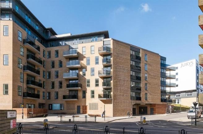 2 Bed Penthouse, Embankment House, BN1