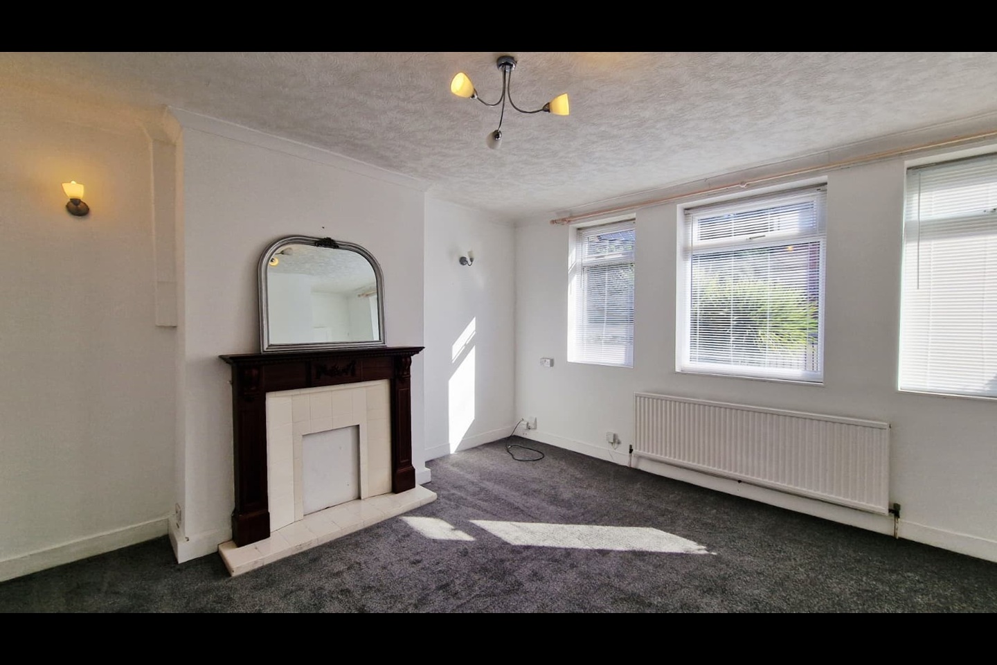 3 Bed Semi-Detached House, Myrtle Road, S2