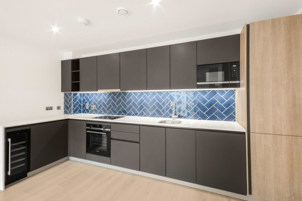 2 Bed Flat, Gorsuch Place, E2