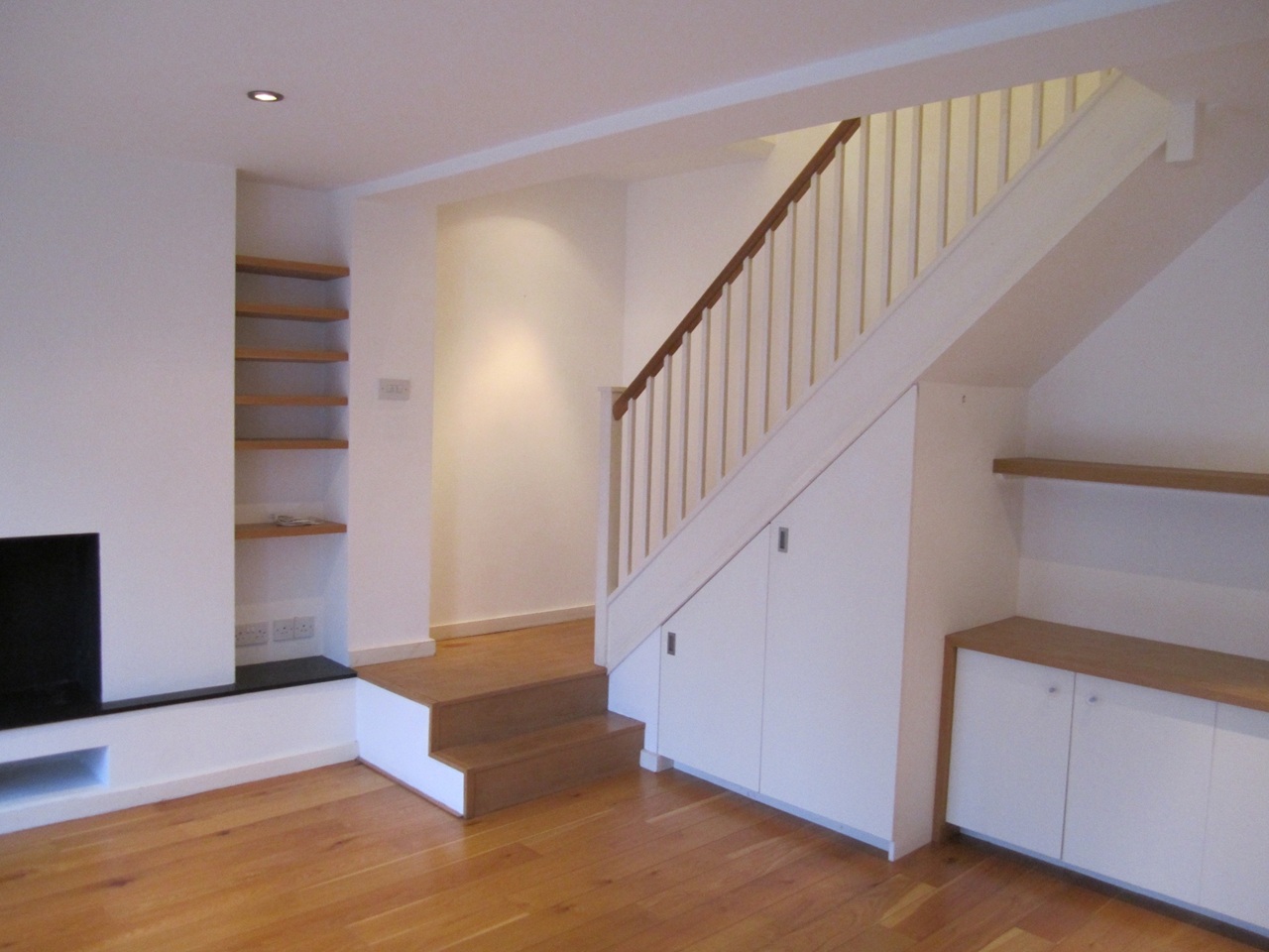 2 Bed Maisonette, Cotswold Road, BS3 photo 4