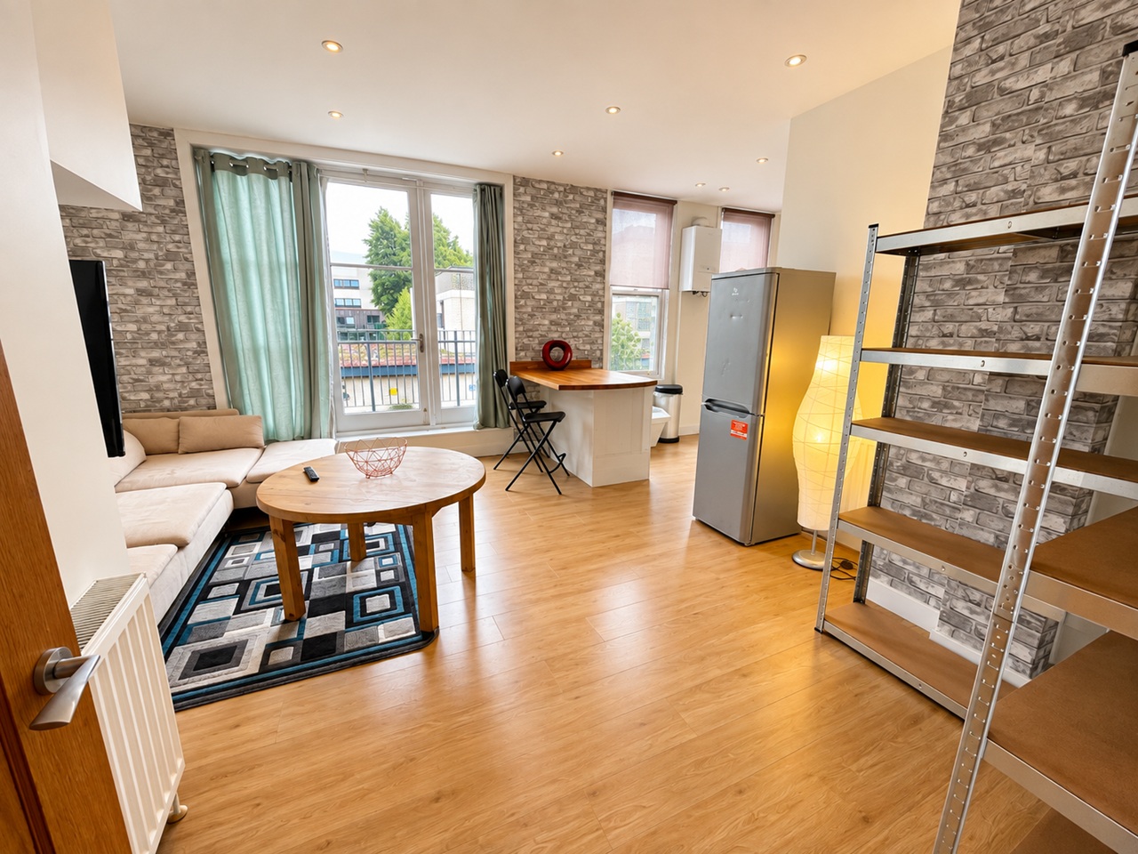 2 Bed Flat, Norfolk Street, CB1 photo 3