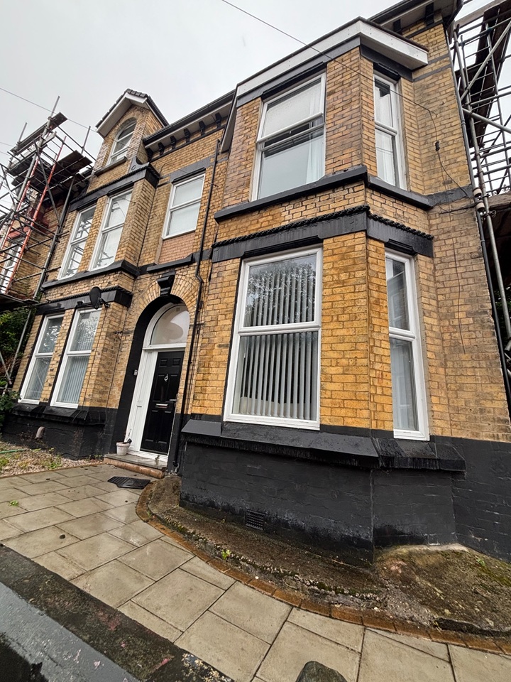 1 Bed Flat, Toxteth, L8