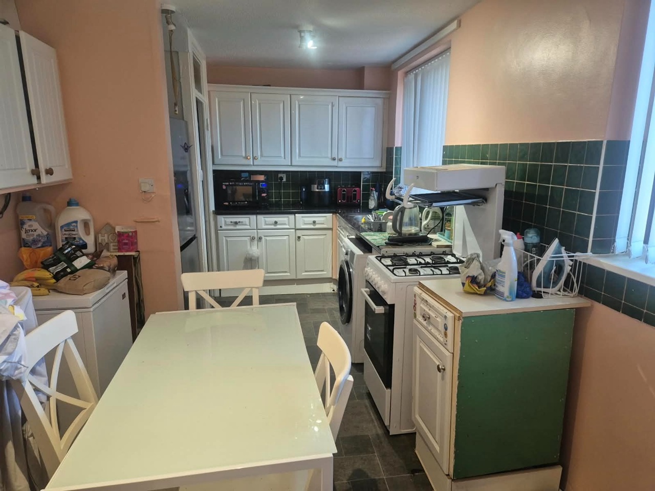 Room in a Shared Flat, Mark St, L5 photo 5
