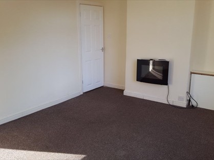 Studio Flat, Great Lever, BL3