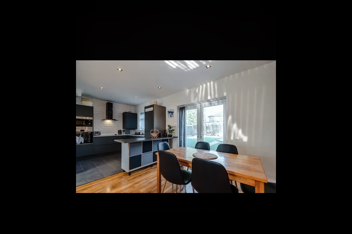3 Bed Semi-Detached House, Gorse Crescent, M32 photo 4