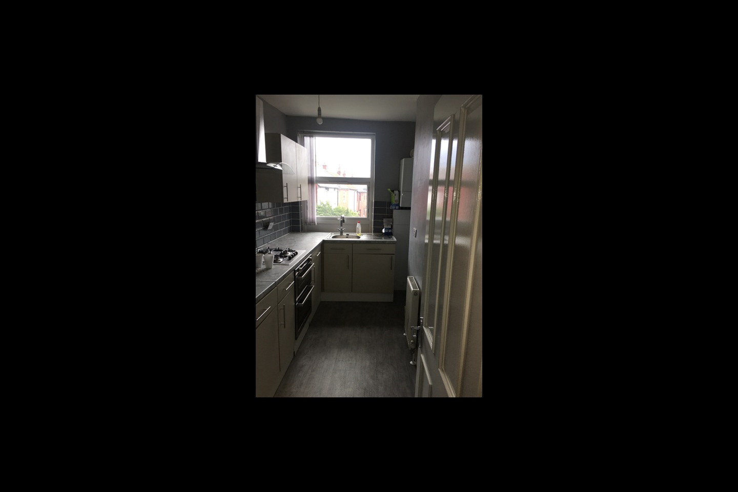 1 Bed Flat, York Road, LS9 photo 3