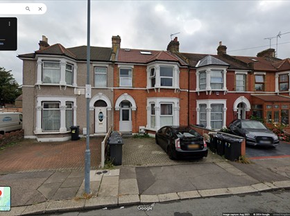 Room in a Shared Flat, Hazeldene Road, IG3