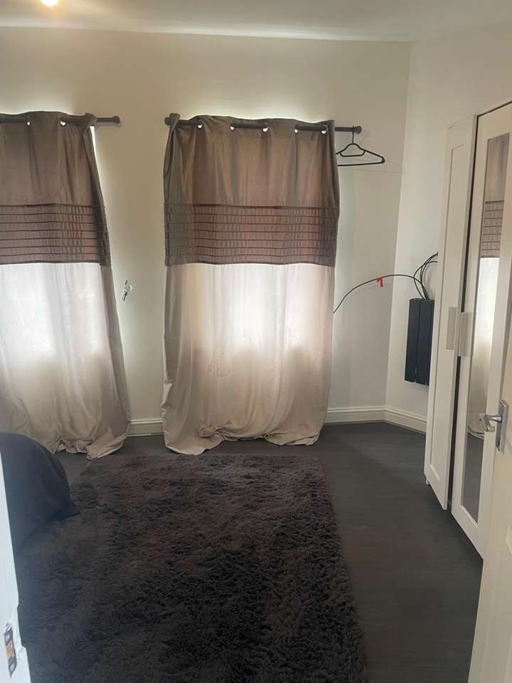 Studio Flat, Brighton St, CH44 photo 3