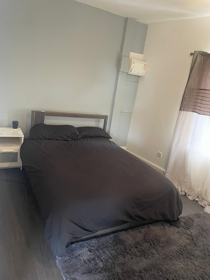 Studio Flat, Brighton St, CH44