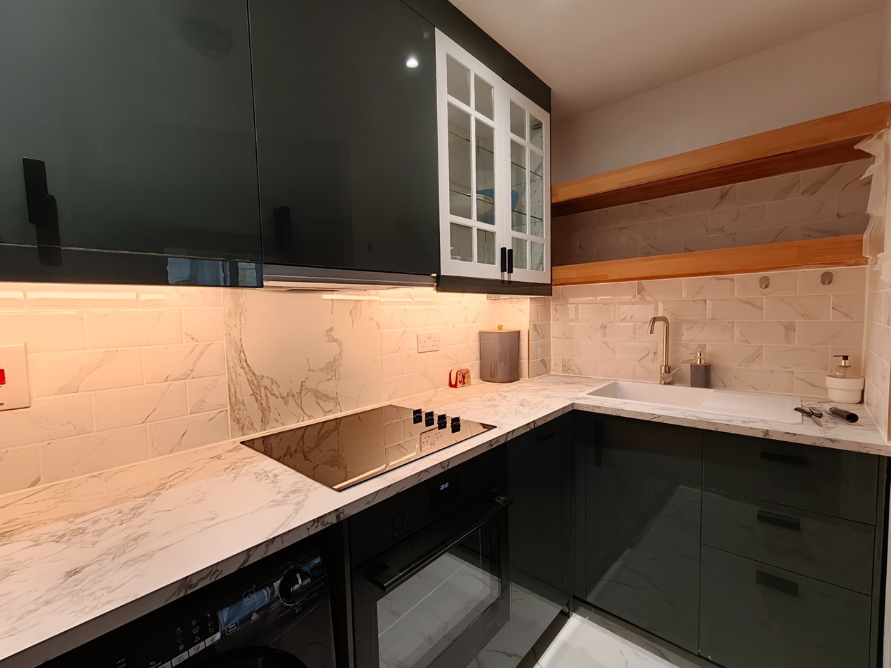 2 Bed Flat, Cornell Building, E1 photo 4