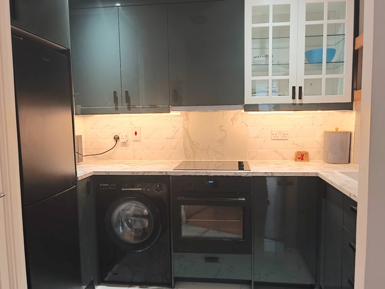 2 Bed Flat, Cornell Building, E1 photo 3