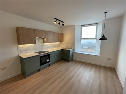 1 Bed Flat, Upper Kewstoke Road, BS23