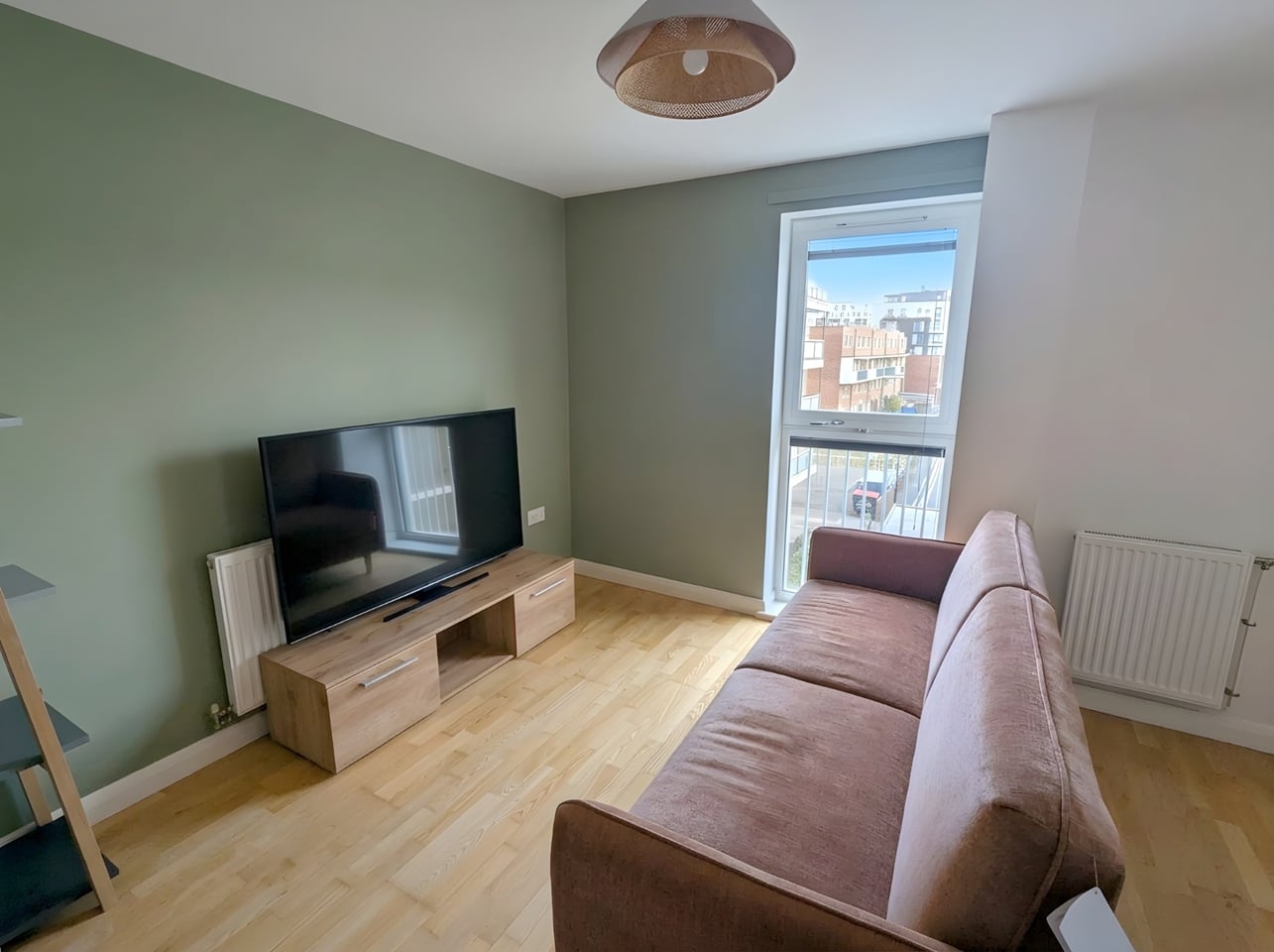 2 Bed Flat, Wellesley Terrace, N1 photo 2