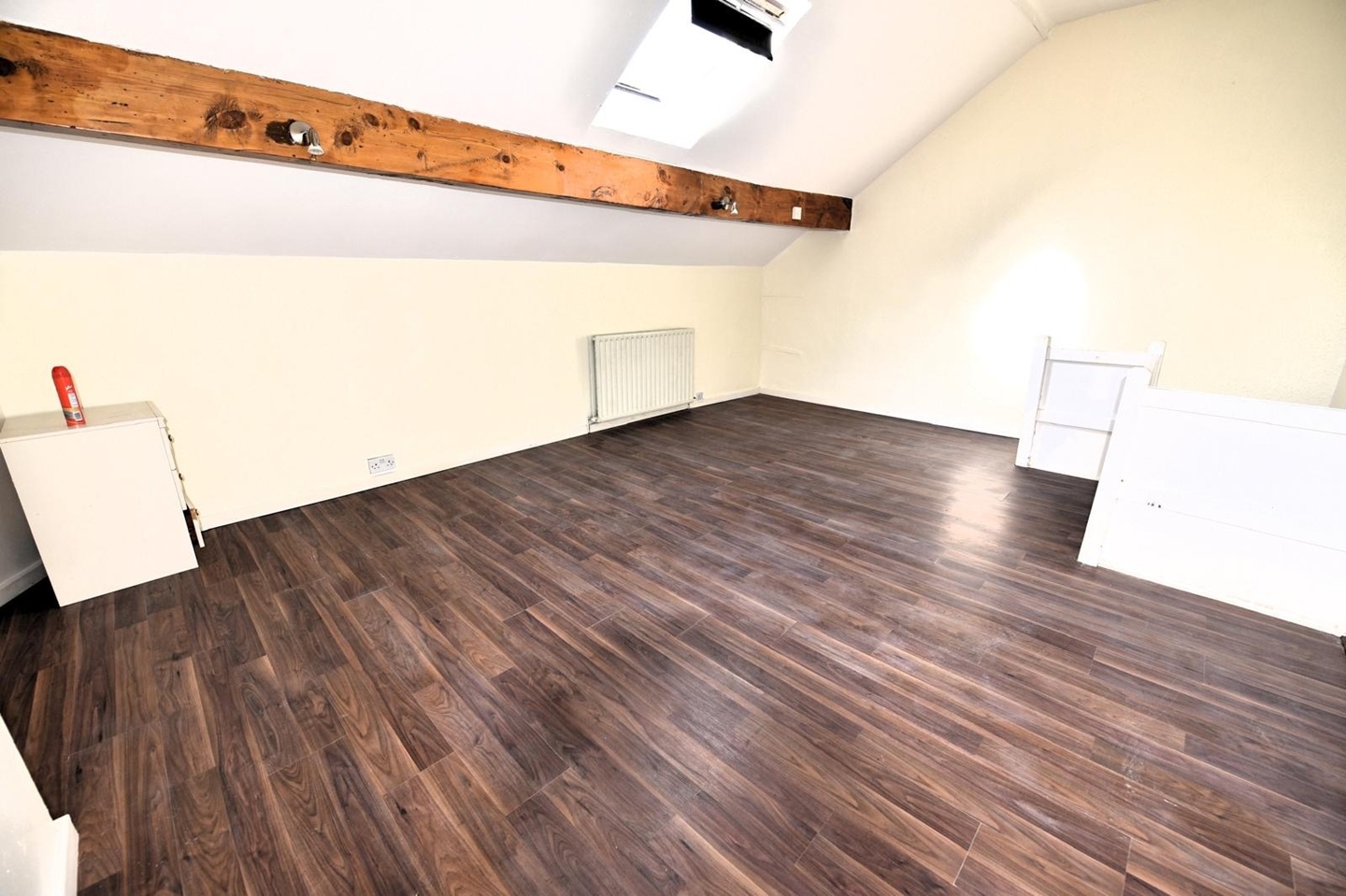 2 Bed End Terrace, Beechwood View, LS4 photo 5