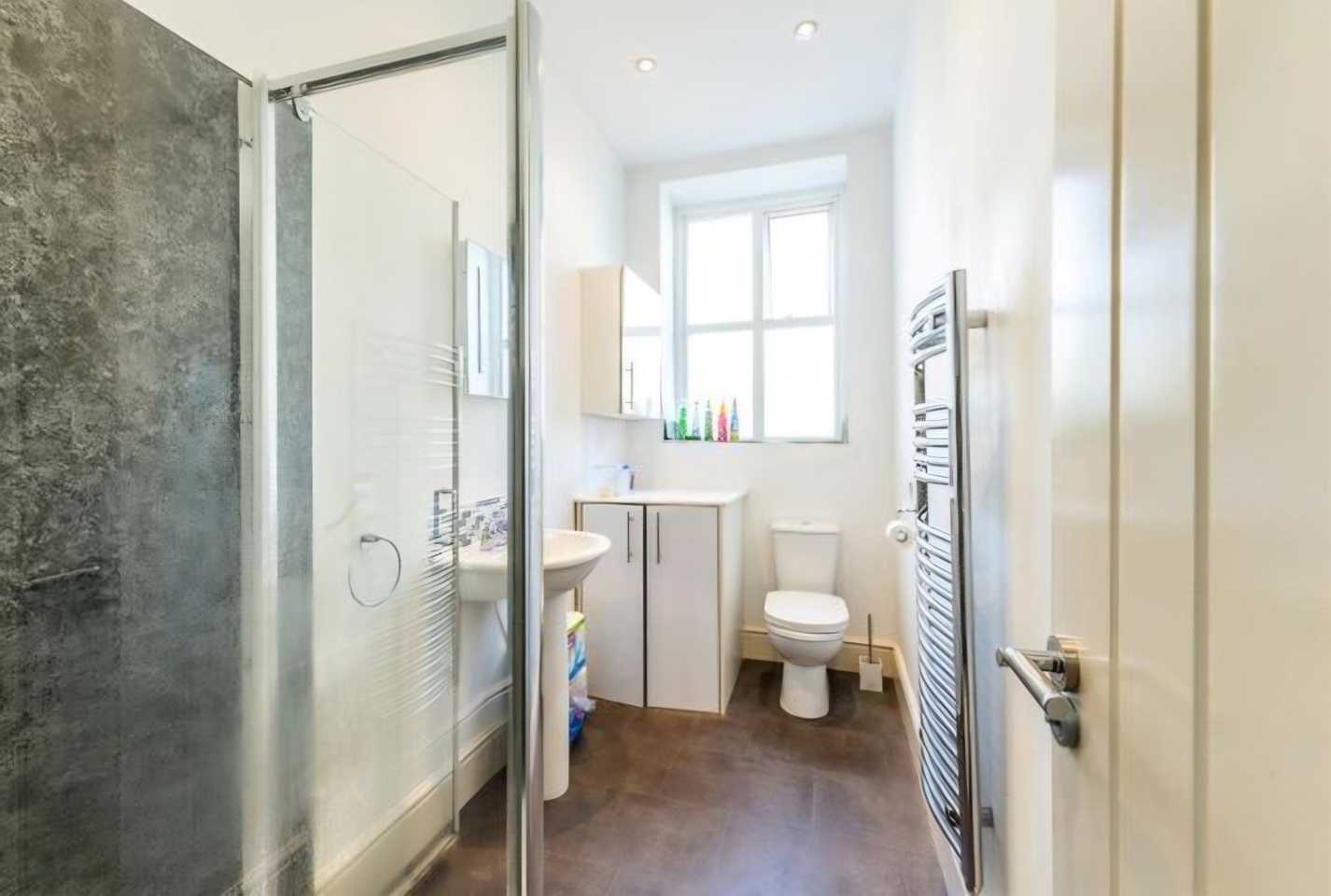 1 Bed Flat, Pelham Crescent, NG7 photo 4