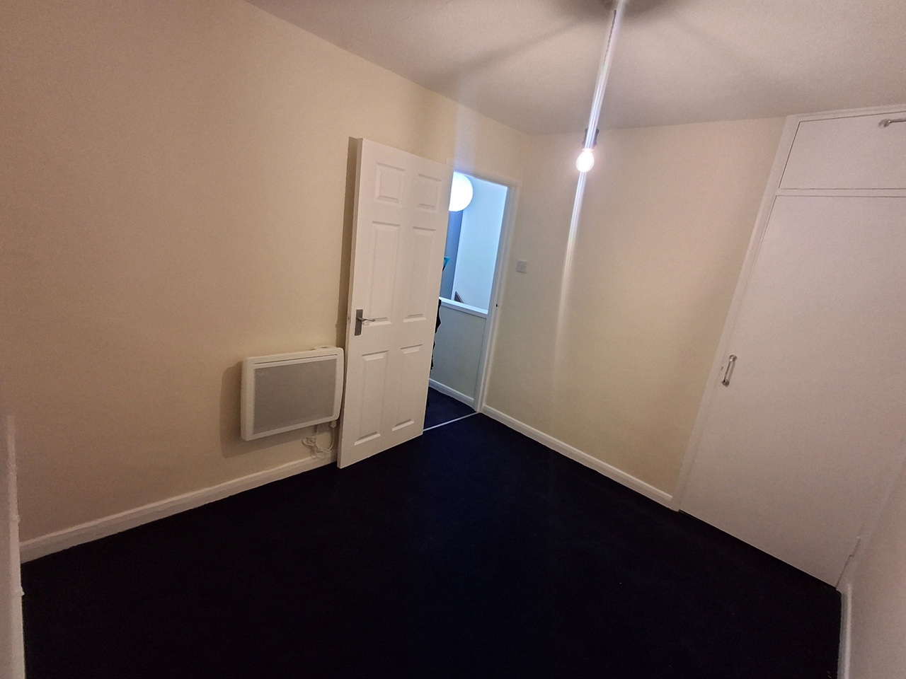 Room in a Shared Flat, Hornsey Road, N7