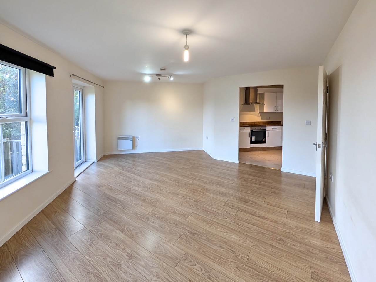 2 Bed Flat, Daniel Hill Mews, S6 photo 2