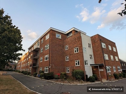 3 Bed Flat, Bassett Court, SO16