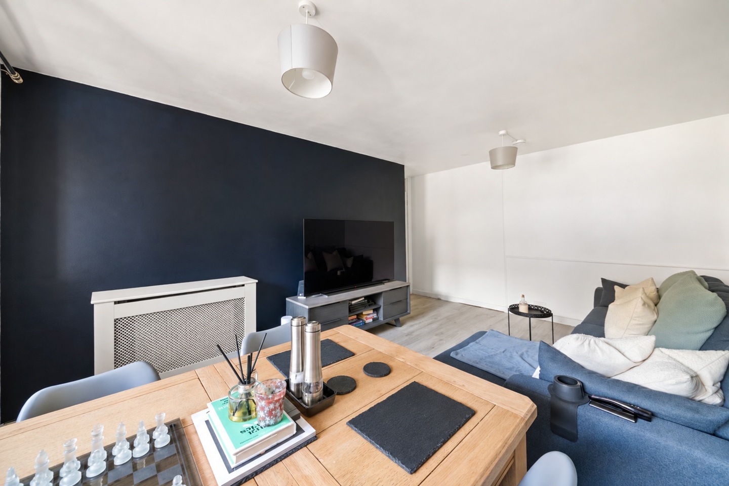 2 Bed Flat, Peckham, SE15 photo 2