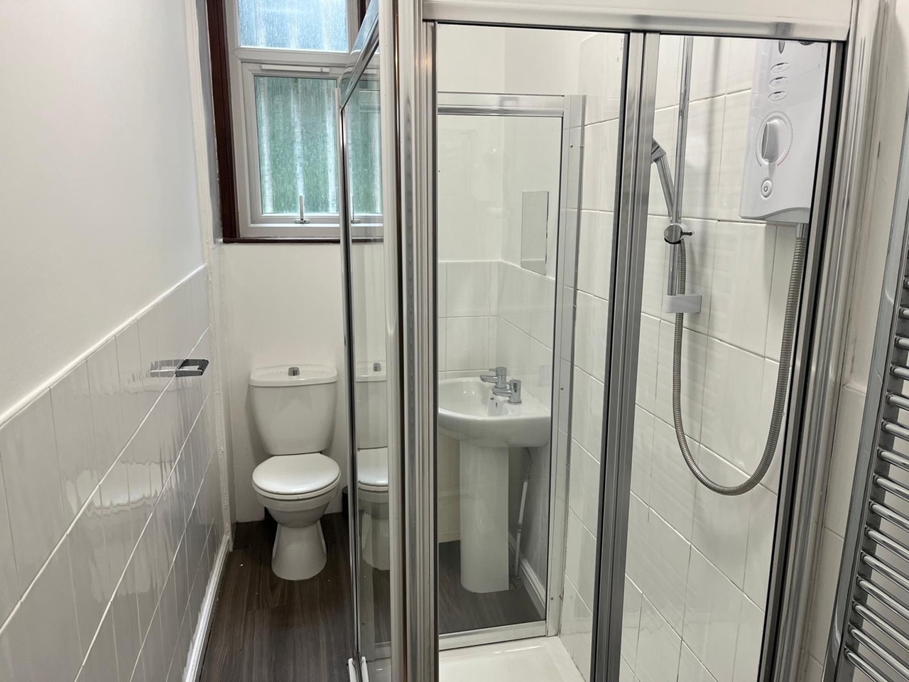 3 Bed Flat, Edinburgh, EH11 photo 3