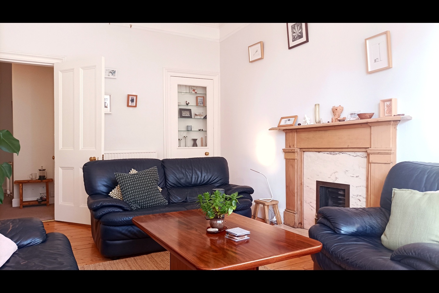 2 Bed Flat, Leamington Terrace, EH10 photo 2