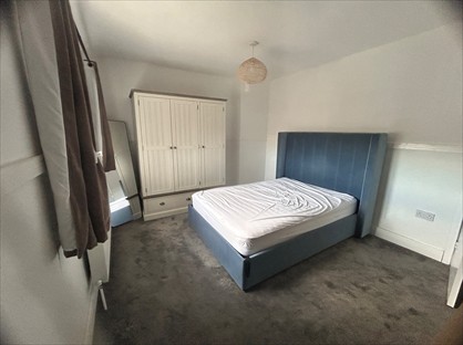 2 Bed Semi-Detached House, Ferndale Road, B68