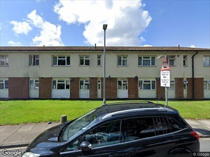 2 Bed Maisonette, Heddon Close, BD5