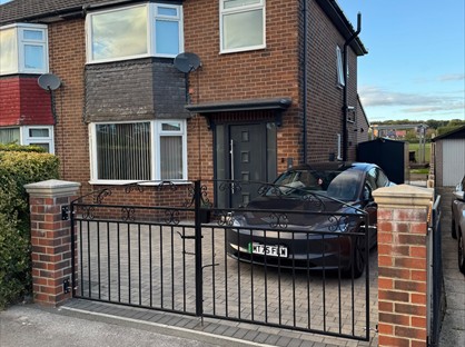 Room in a Shared House, Manston Avenue, LS15